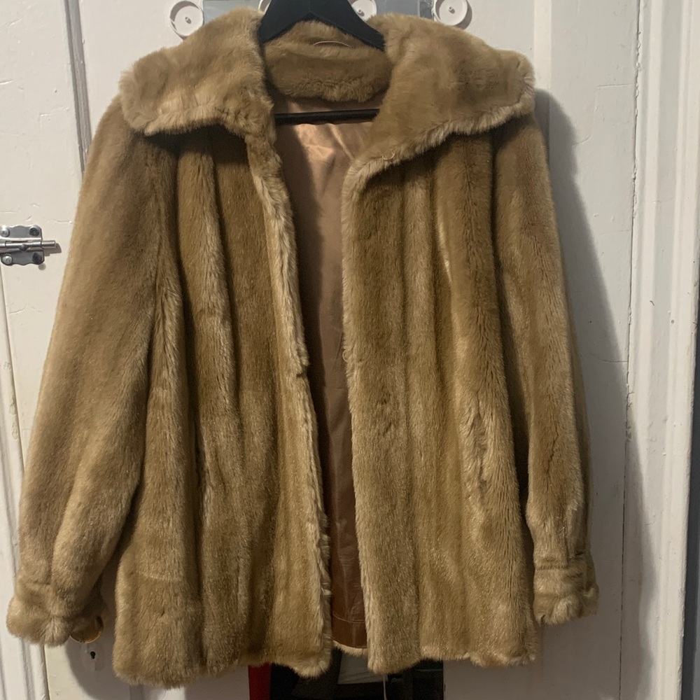 Elegant Tan Fur Coat